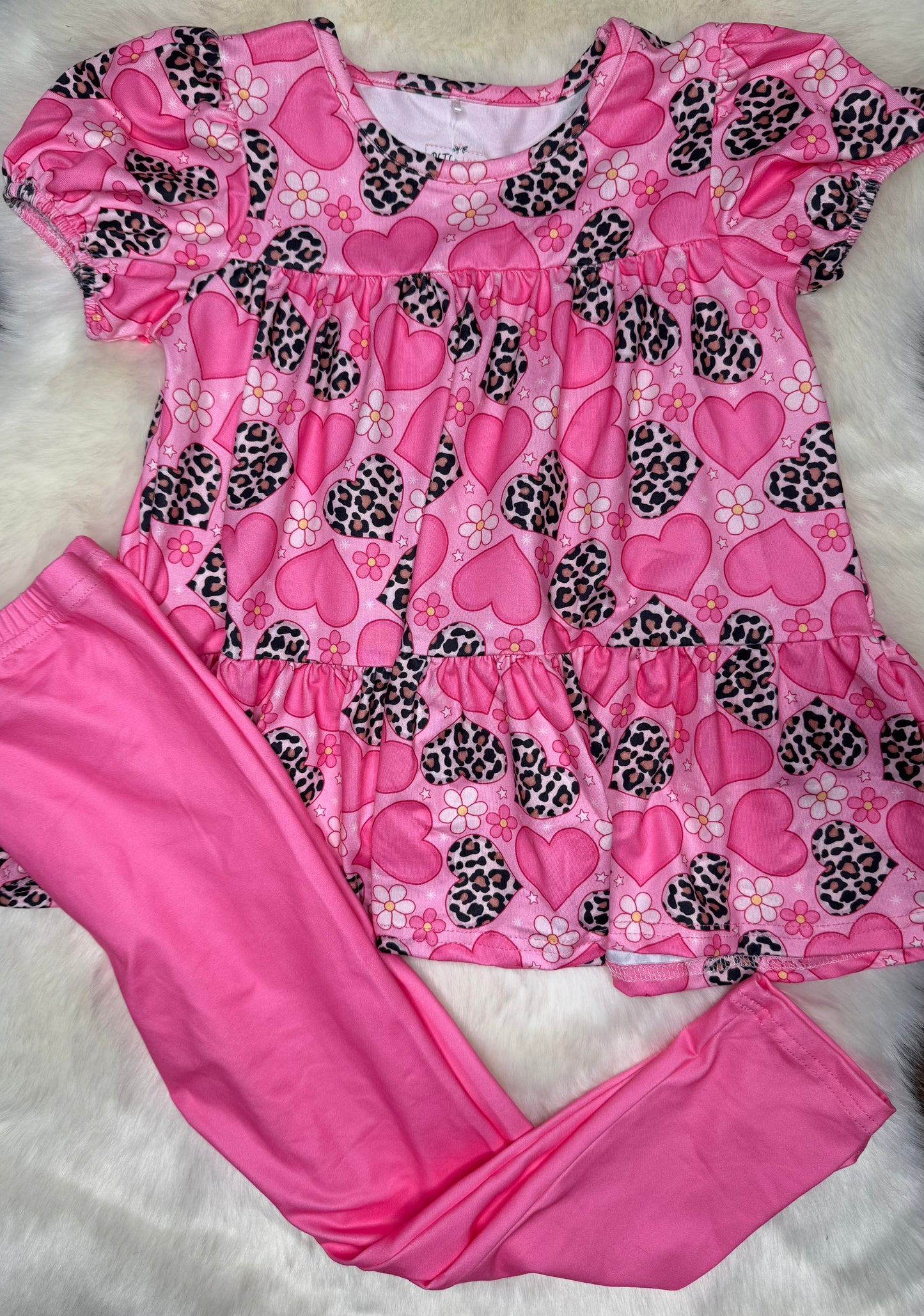 Wild Hearts 2pc. Set