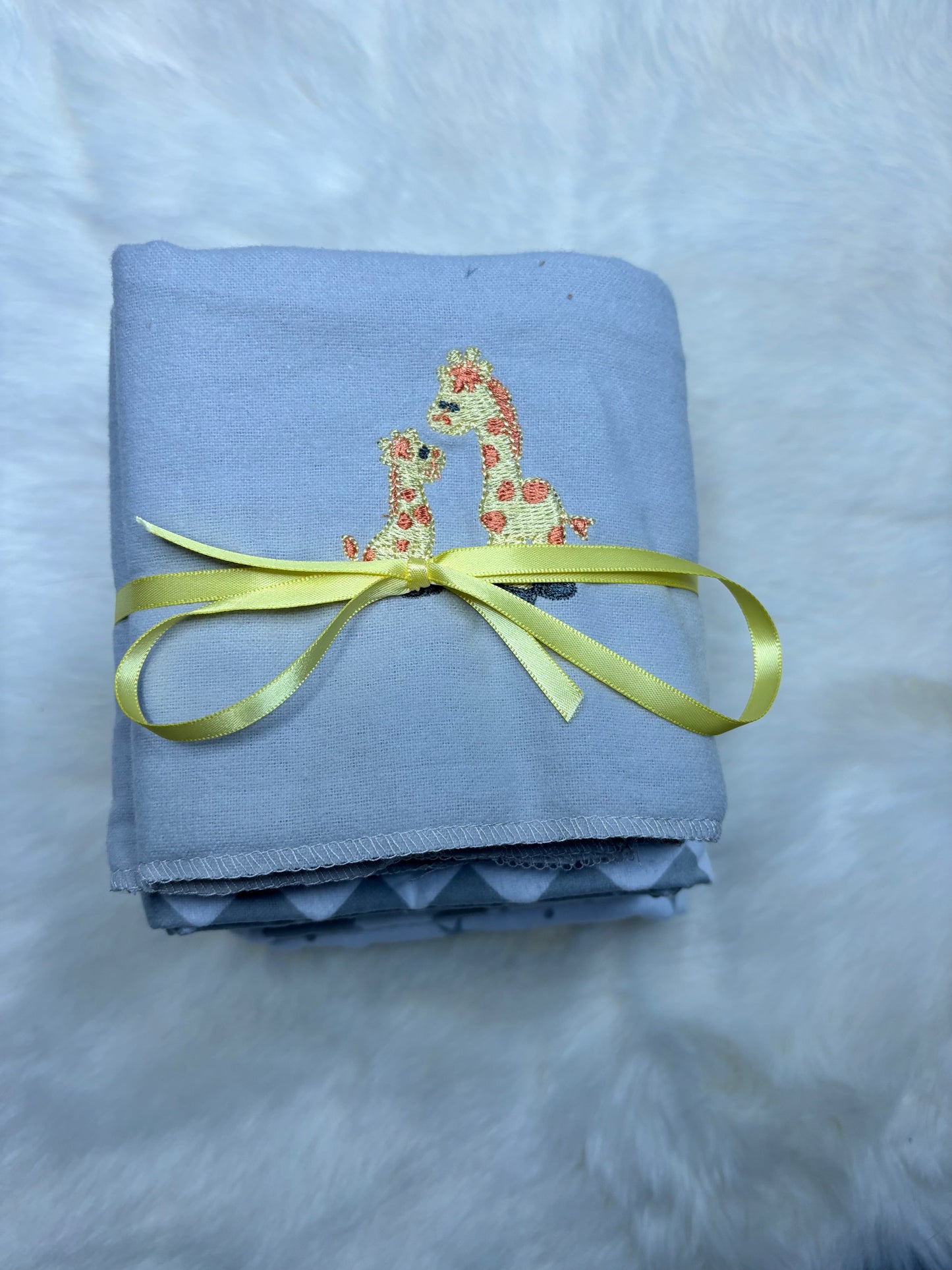 Giraffe, ZigZag, Safari, & Stars Receiving Blankets 4pc. Set