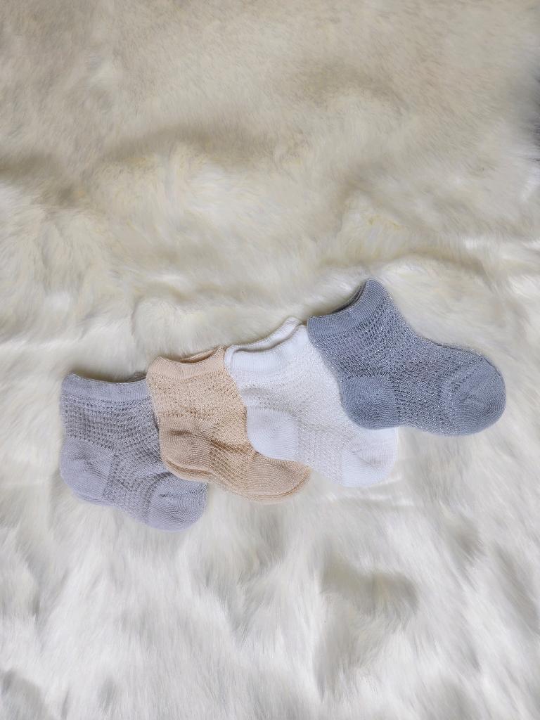 Nemo Baby Socks 4pc. | Grey, White, Tan, & Dark Grey