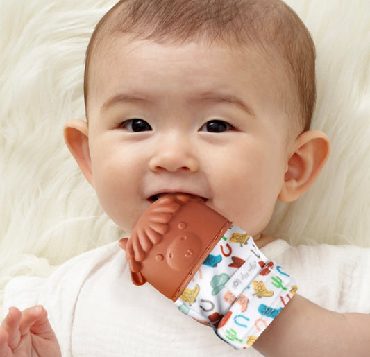 Teething Mitt Highland Cow