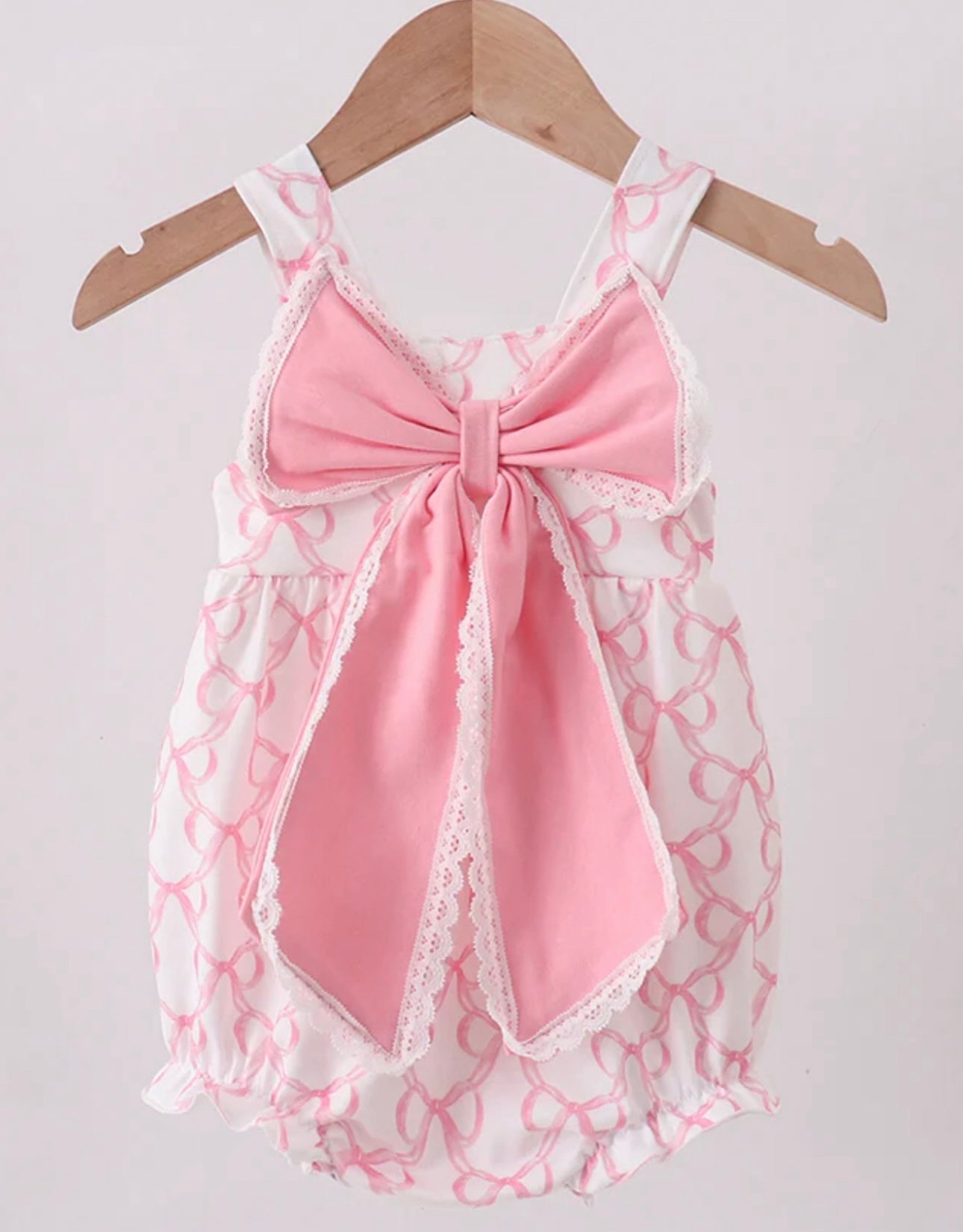 Pink Bow Ruffle Bubble