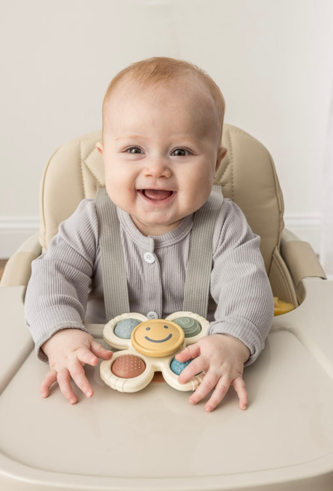 Itzy Pop & Whirl Bath & Travel Toy
